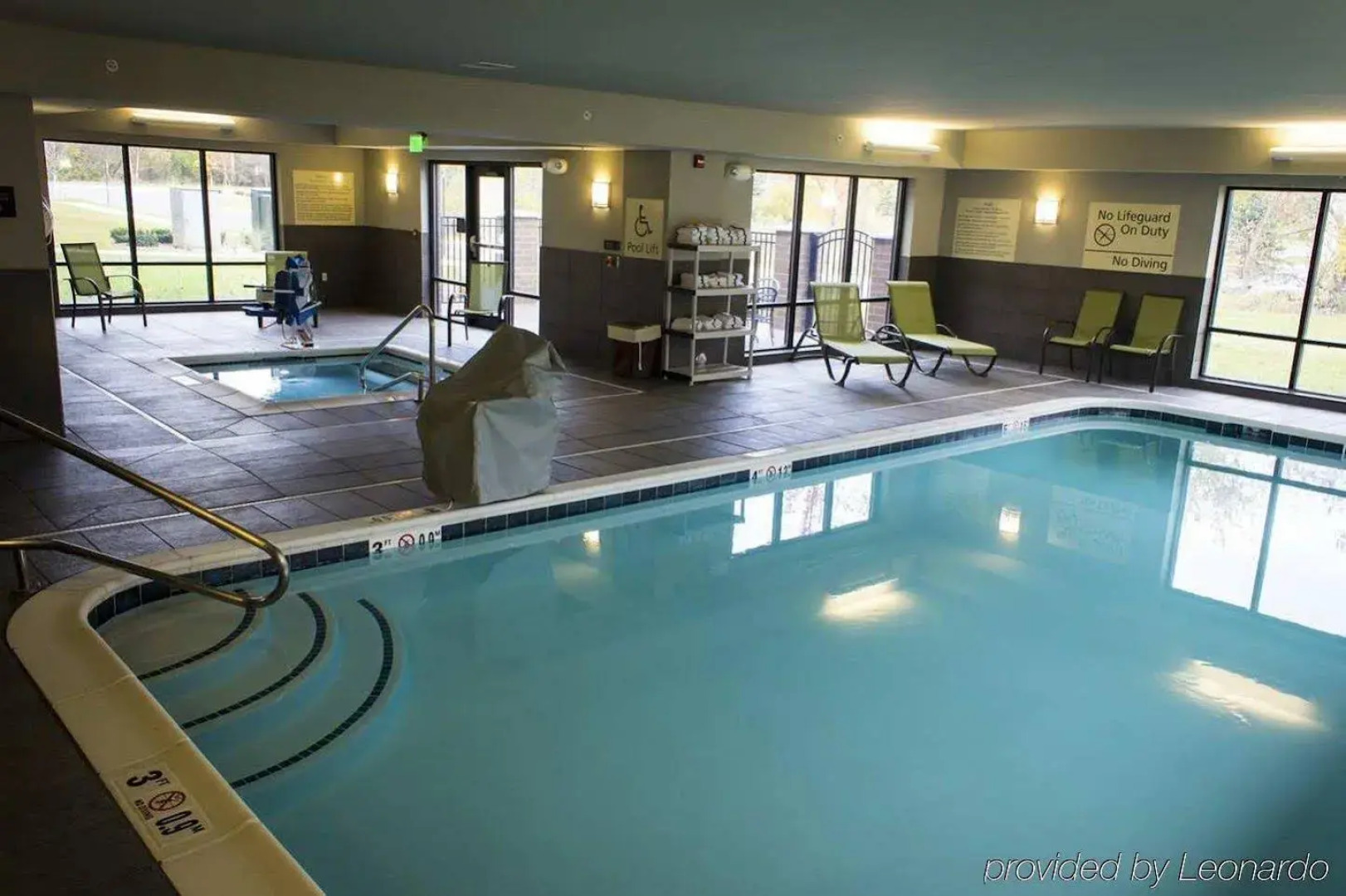 Hampton Inn & Suites Lansing West