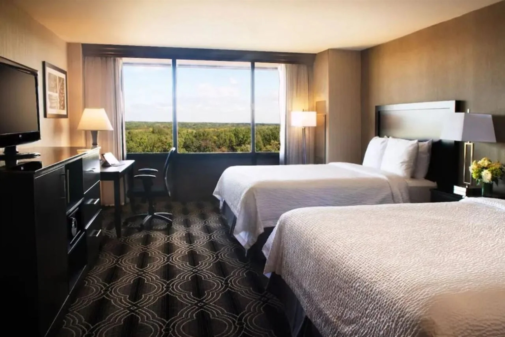 Grand Resort Hotel - Mt Laurel - Philadelphia