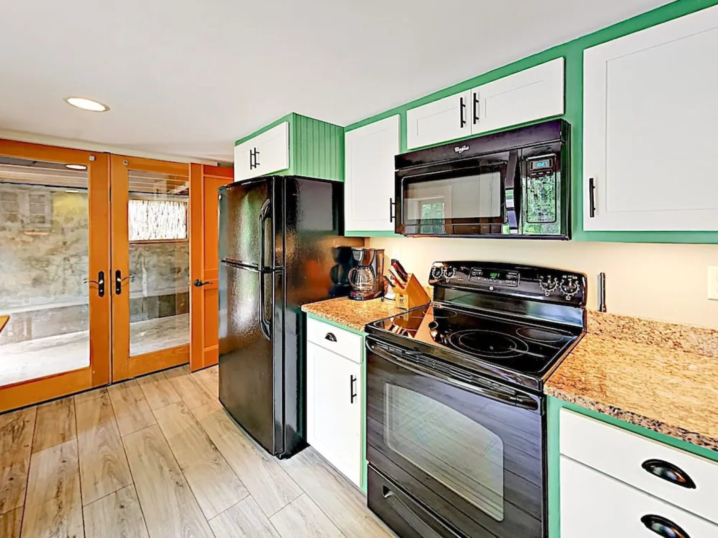 280 Arden - 3 Br Cabin