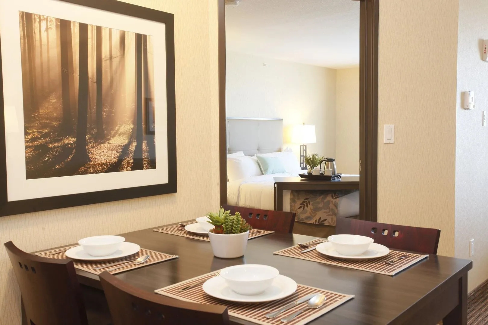 Pomeroy Inn & Suites at Olds