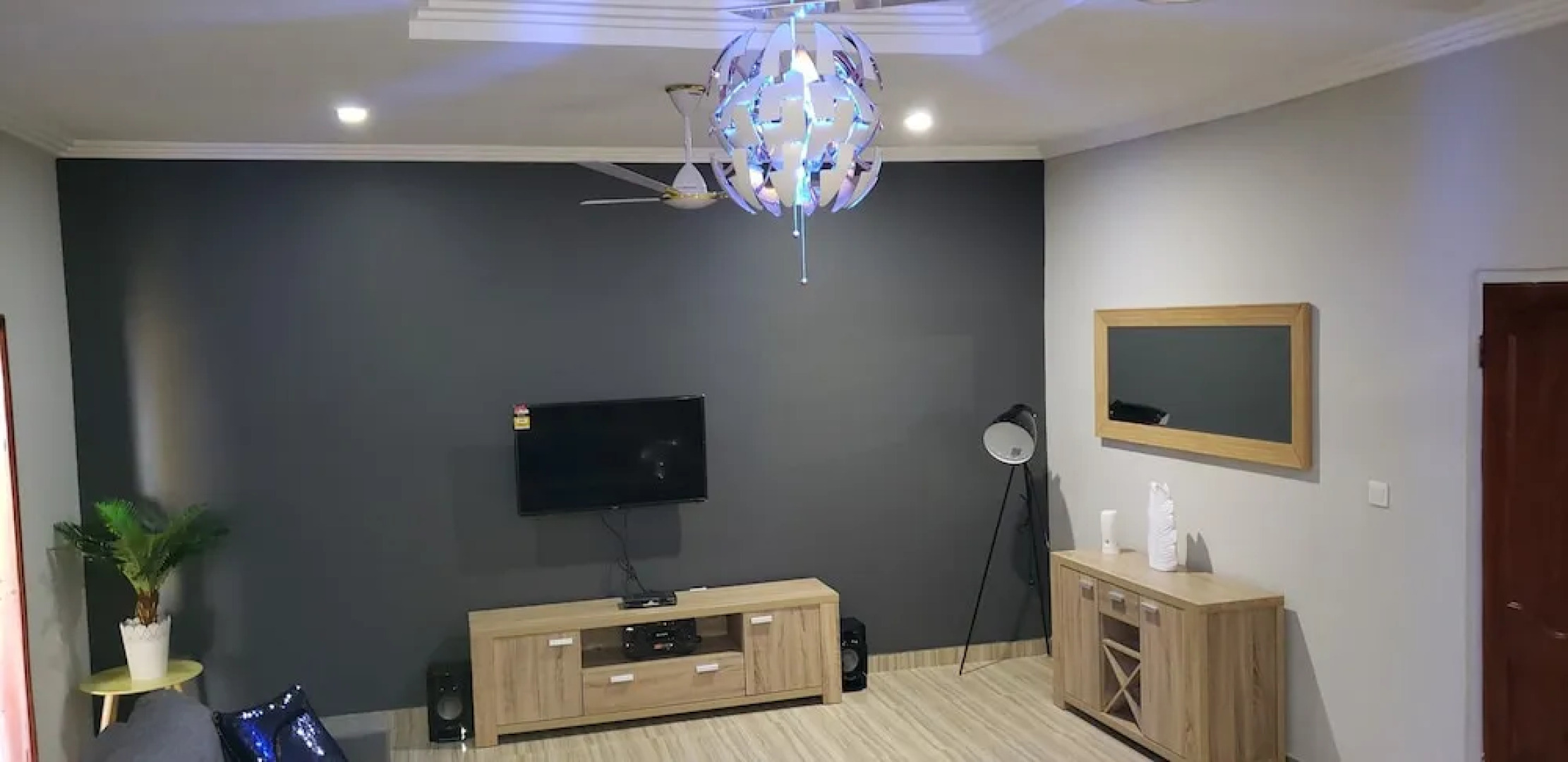 Candice serviced Apartment