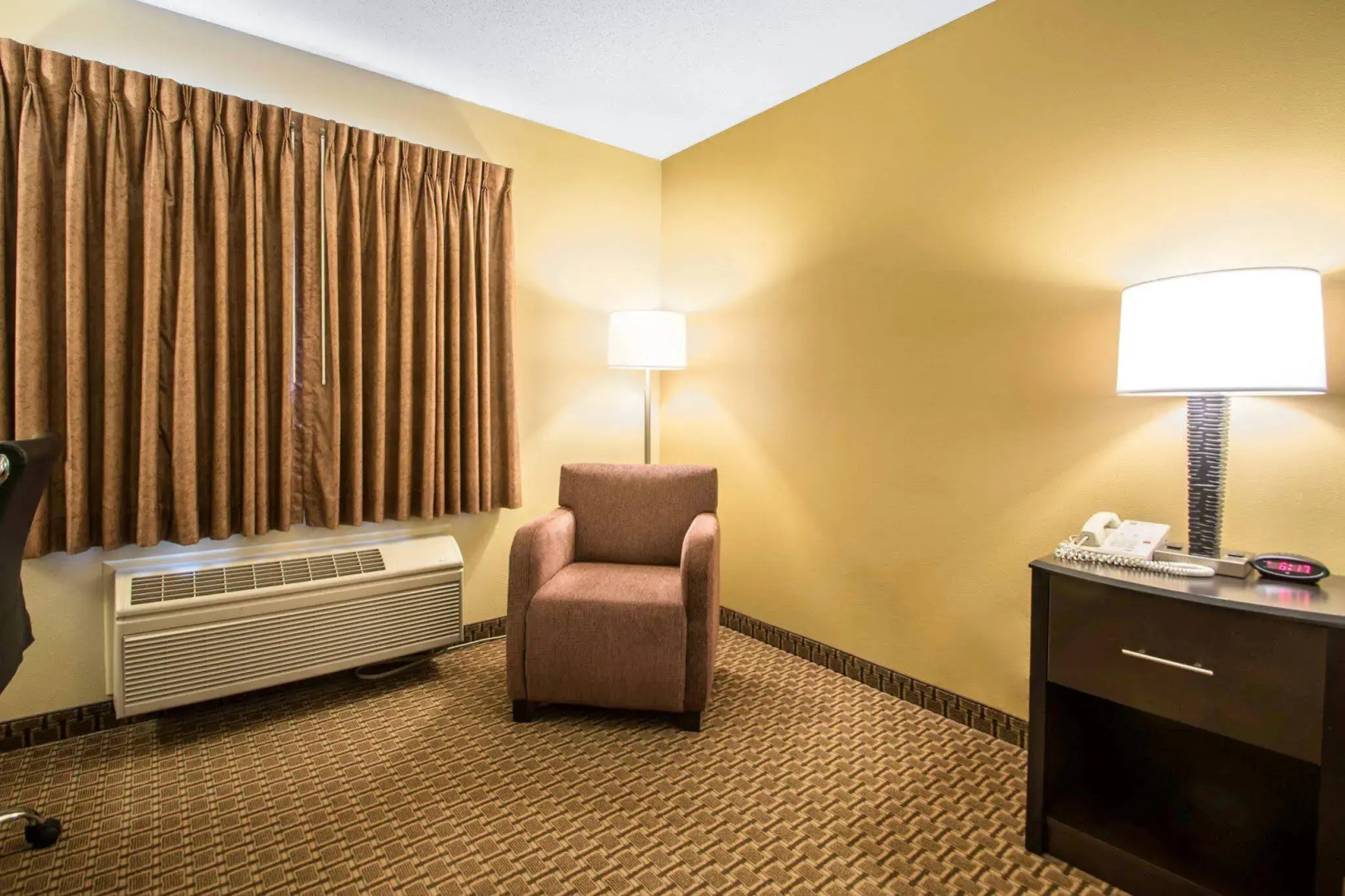 Quality Inn & Suites Sun Prairie Madison East