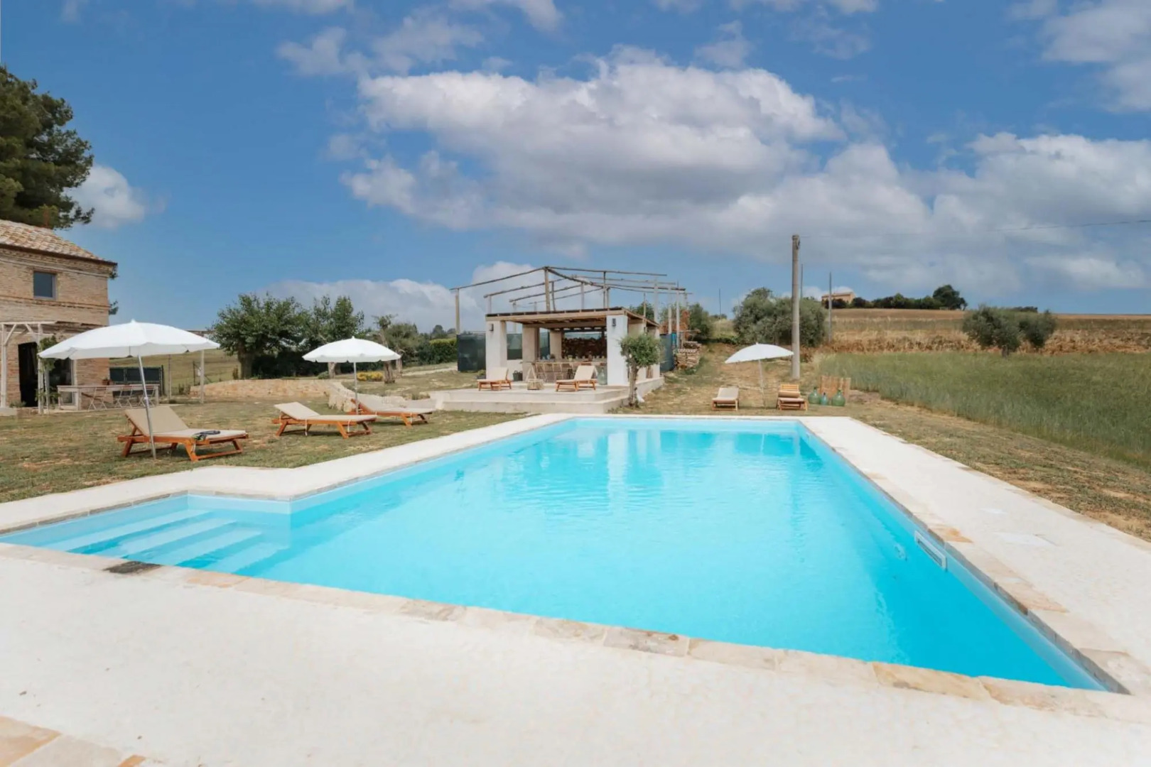 Charm and well-being in a rural setting. Dedicated to all those who seek comfort and style but love-Casa Rurale Botonto