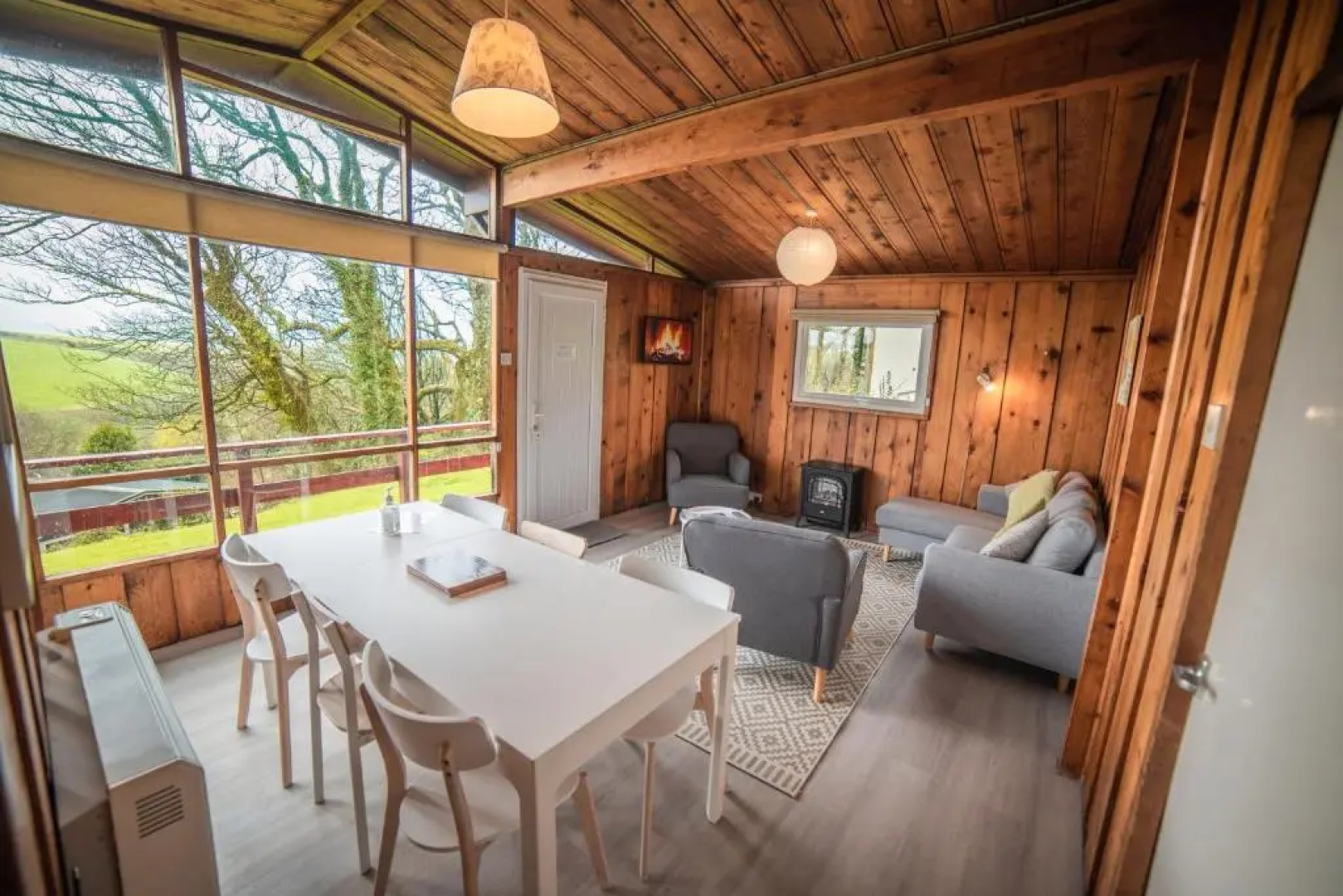 Timber Hill Self Catering Cedar Lodges