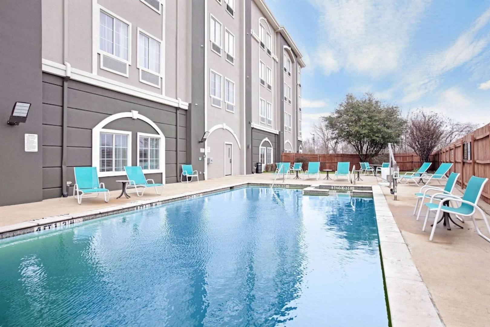 La Quinta Inn And Suites Paris