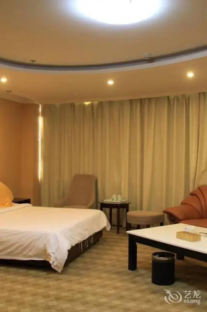 Xinde Business Hotel