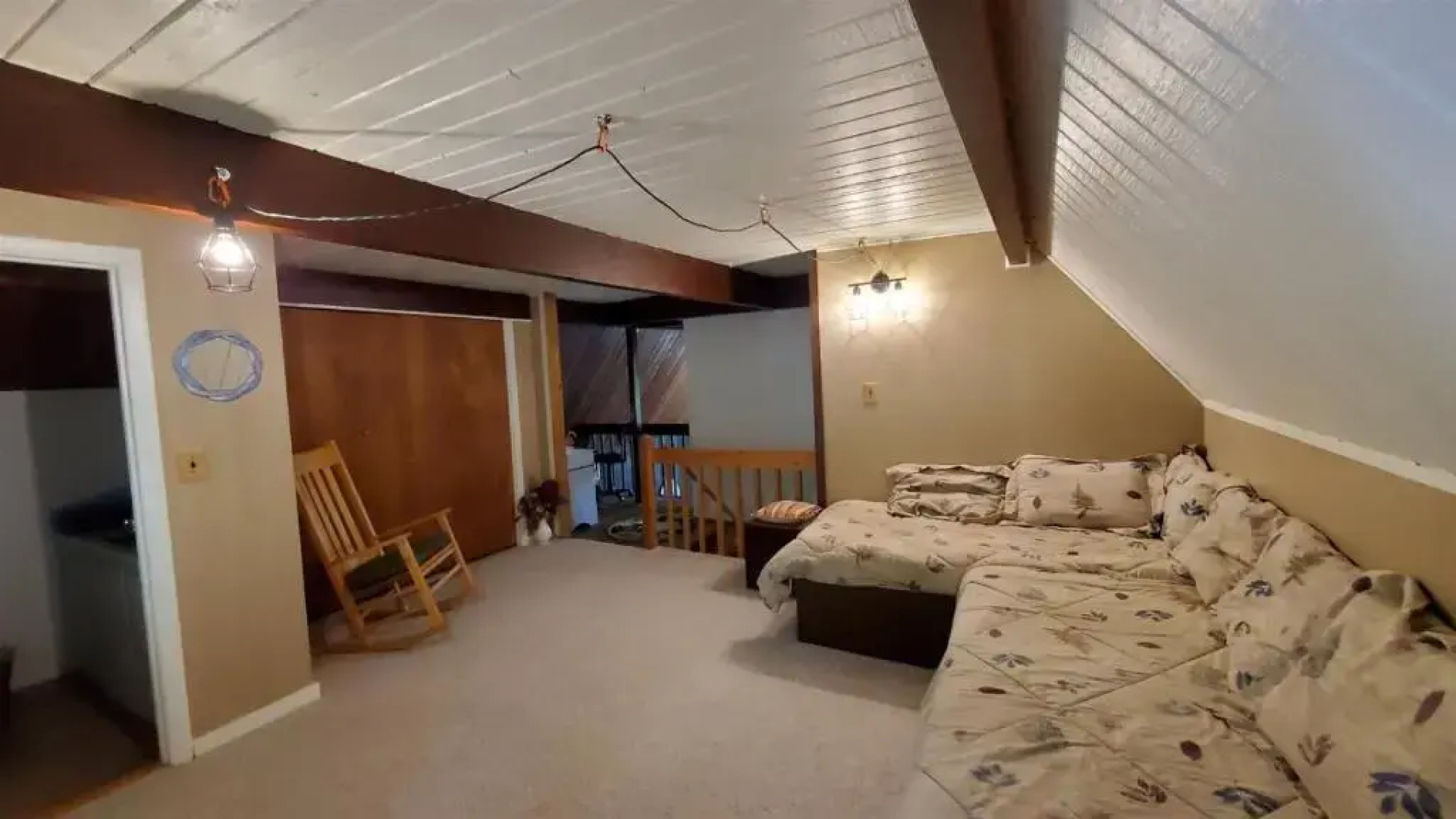 Pet-friendly Private Vacation Home in the White Mountains - Sh70c