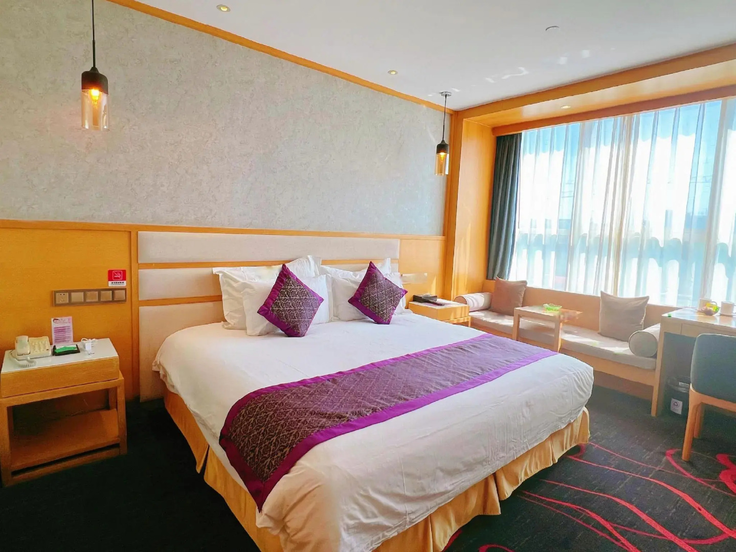 Qingdao Sophia International Hotel