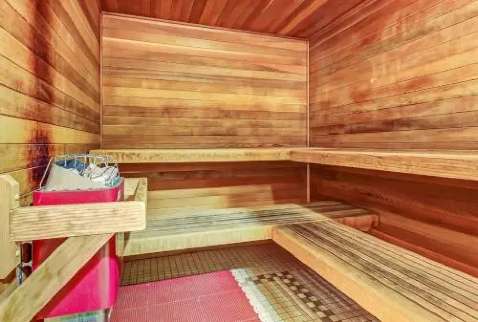 Eagle Springs East 207: Resting Moose Suite