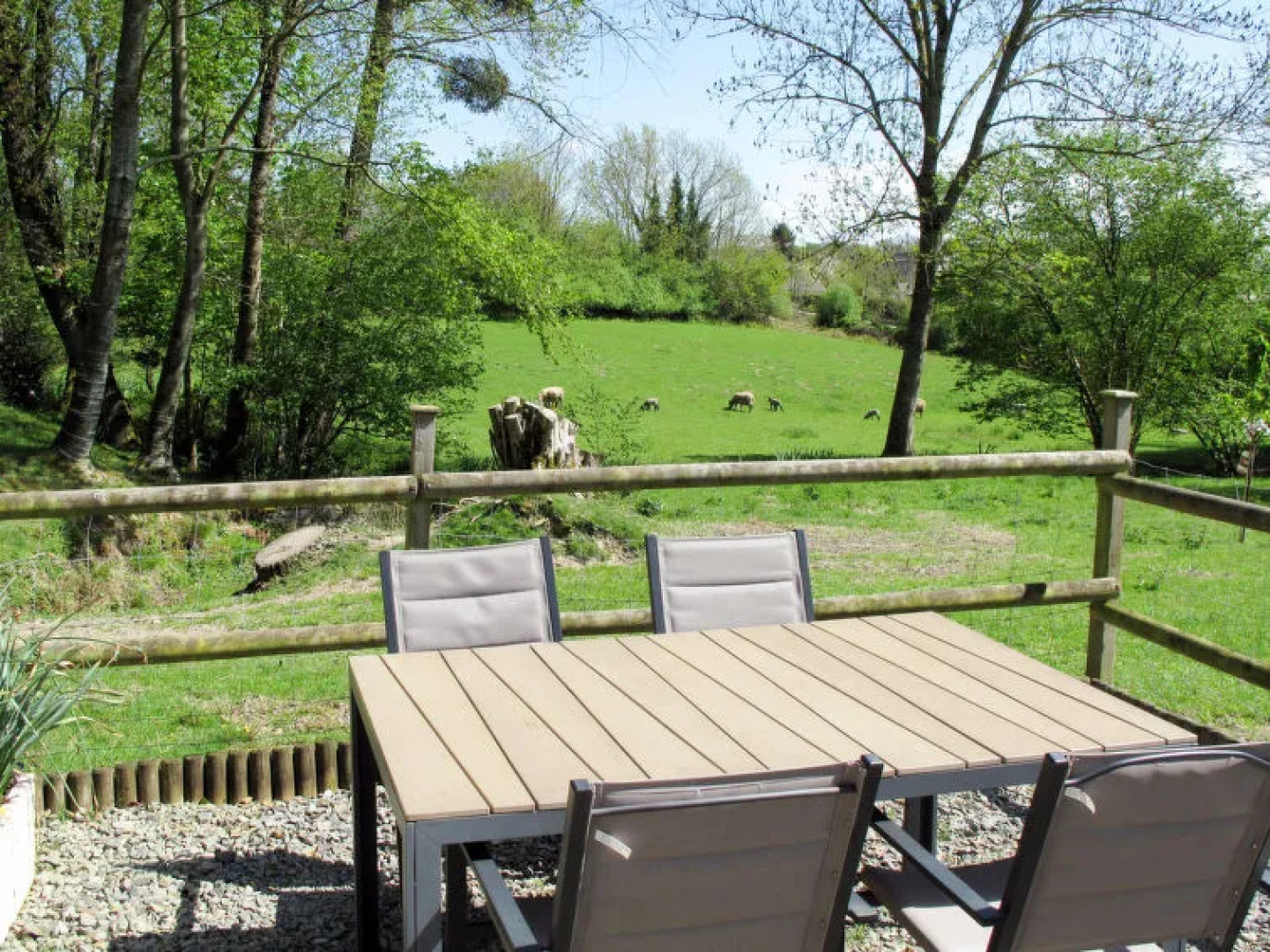 Au Verger Fleuri (HUD400)