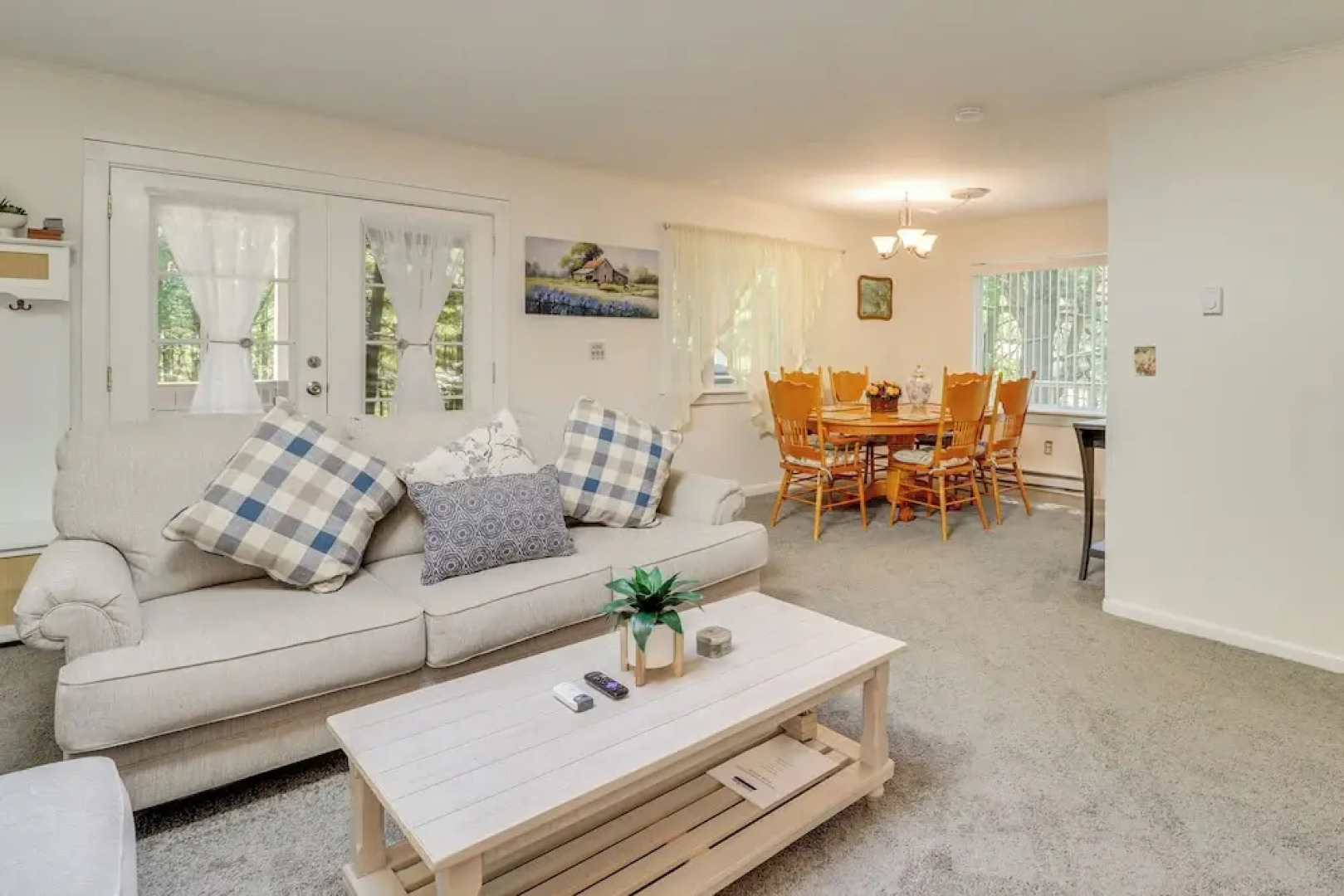 Fire Pit & Community Beach: Poconos Getaway!