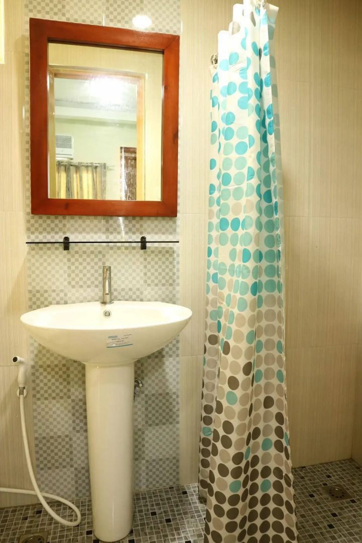 EA Apartelle - Metro Vigan - Hostel
