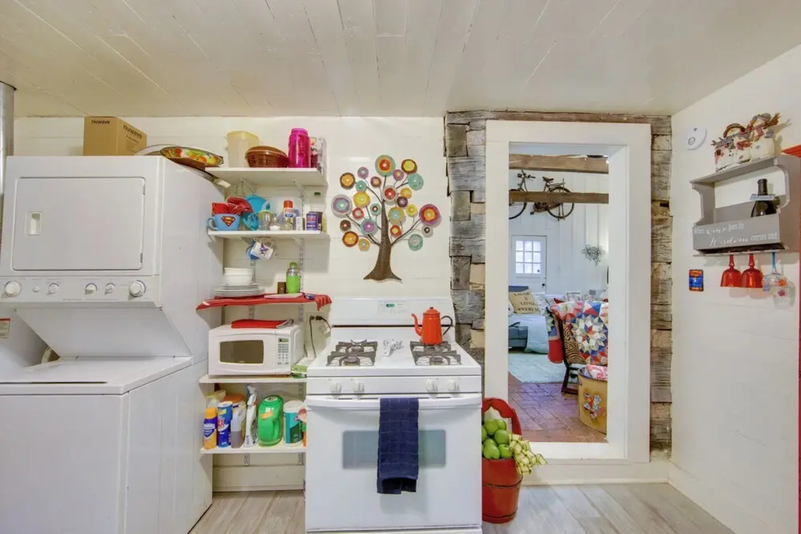 Historic Marshall Log Cabin < 1 Mi to Dtwn!