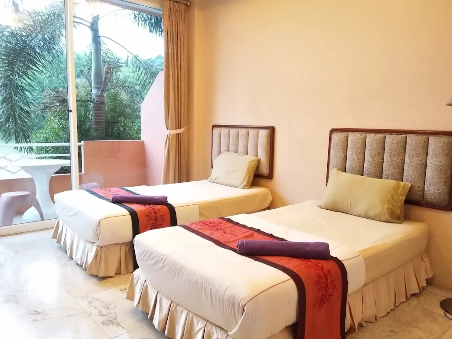 Khao Saming Paradise Resort