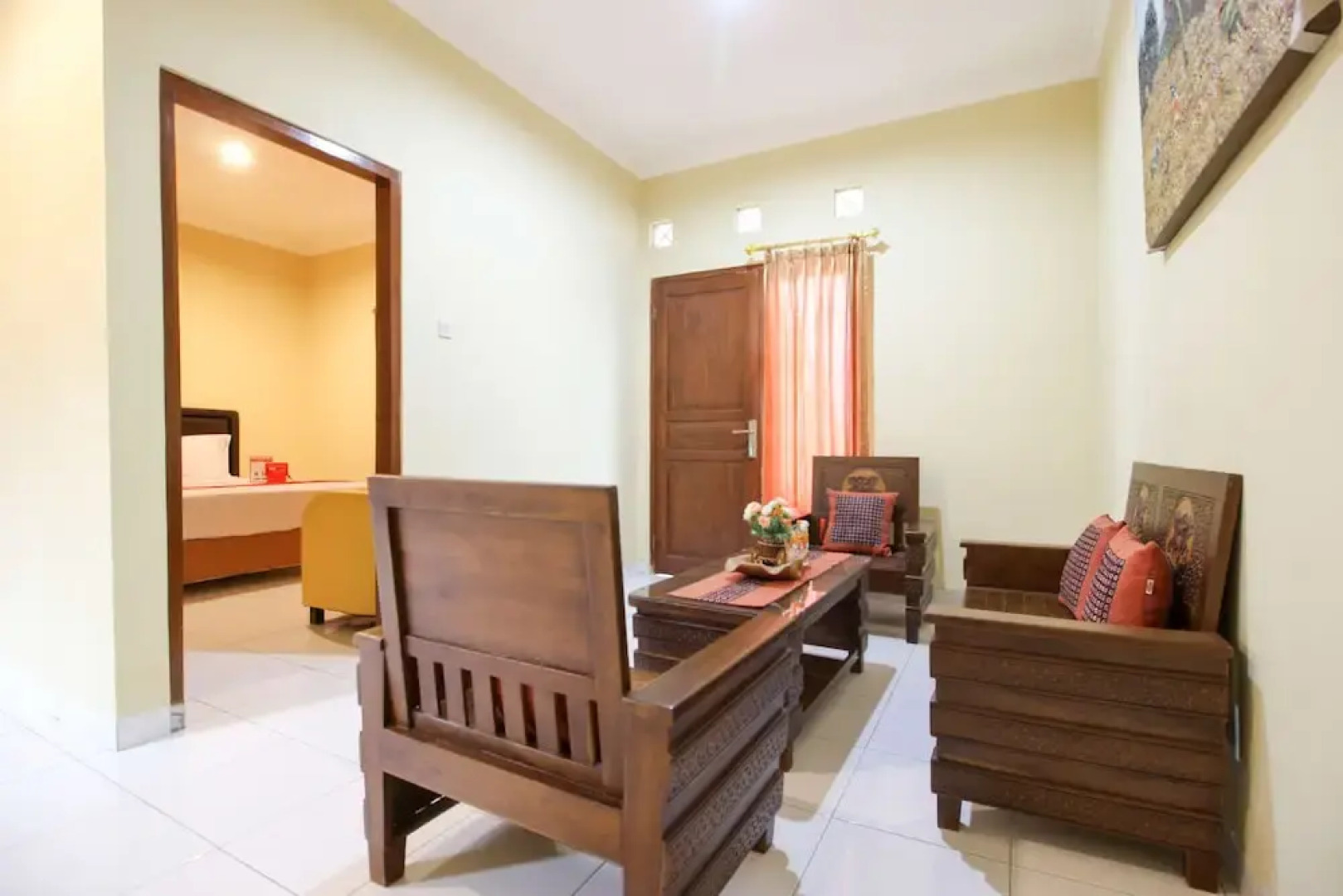 RedDoorz near Desa Wisata Kasongan