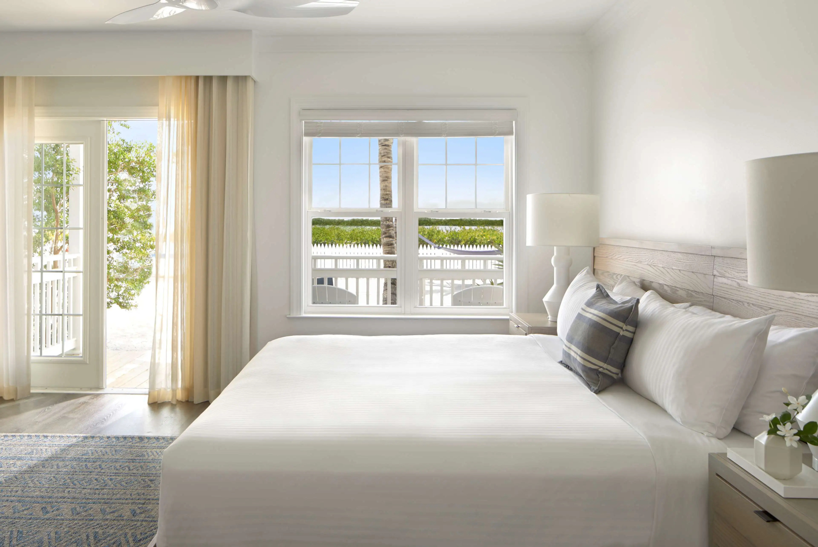 Parrot Key Hotel & Villas