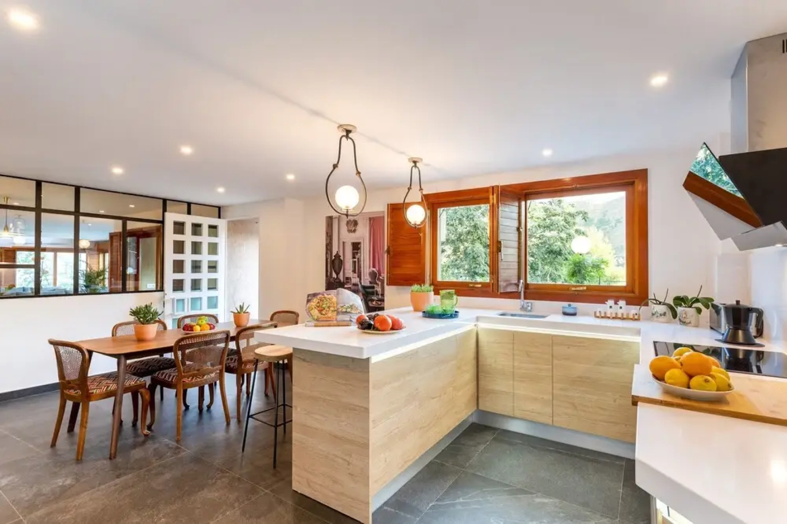 6 Bd Villa With Swimming Pool Close to City Center - Casa del Cadí