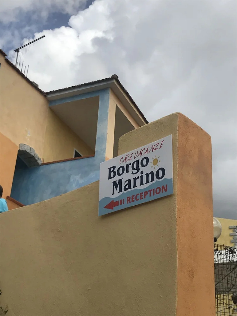 Residenza Borgo Marino