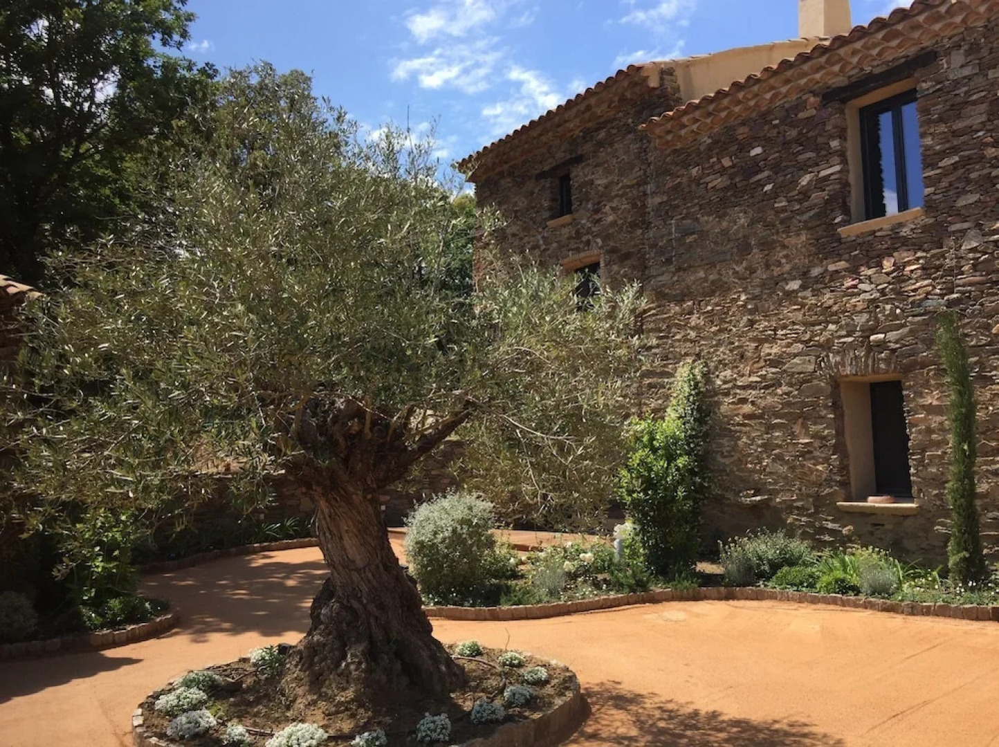 Chambres d'Hôtes Le Pontillaou