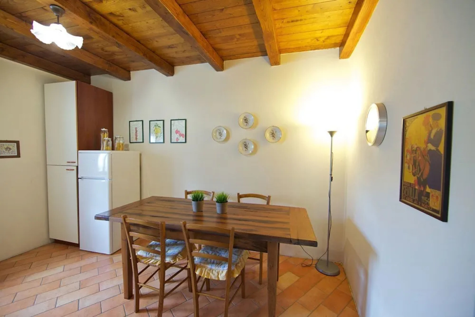 Wonderful private villa for 10 people with private pool, WIFI, TV, terrace, pets allowed and par...