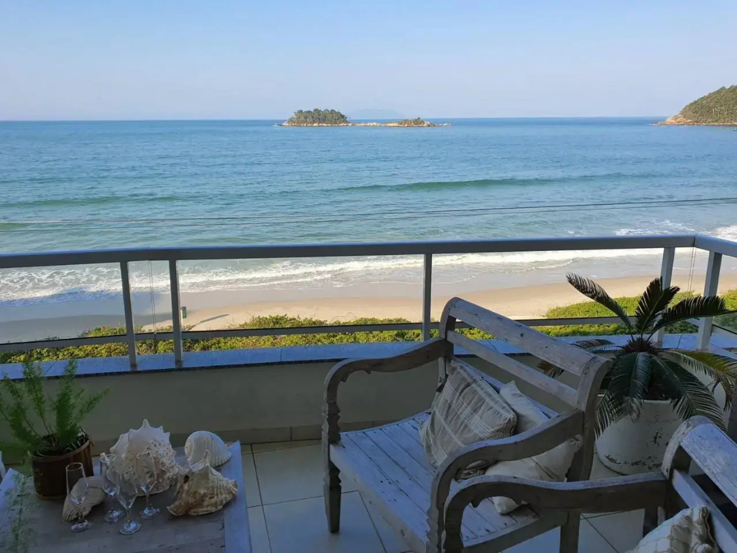 Apt de luxo, pé na areia, 200m2 melhor loc Palmas