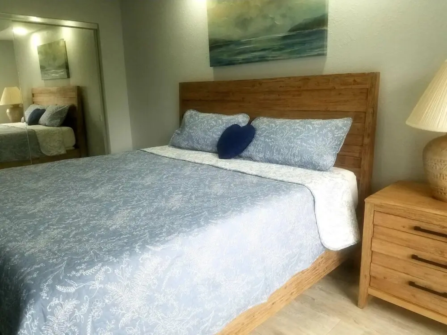Vistalmar King Deluxe - One Bedroom Apartment
