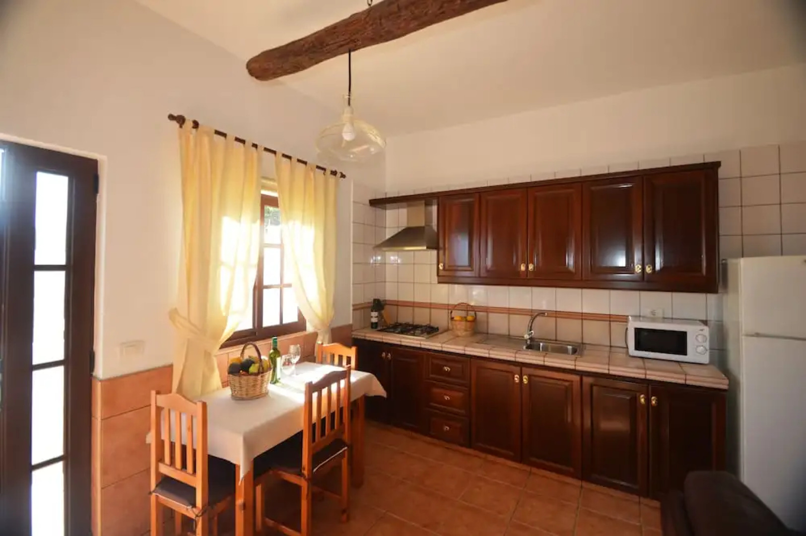 La Roseta by Isla Bonita