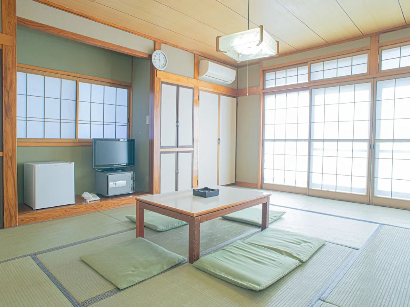 OYO Ryokan Koriyama Mihota Onsen