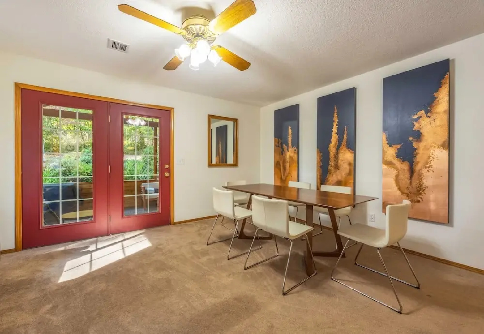 Green Mountain Escape 30 Day Minimum 3 Bedroom Home by Redawning