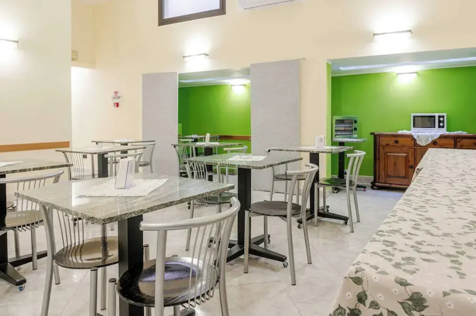 Hotel 3 Cosy Rooms for a Unique Stay