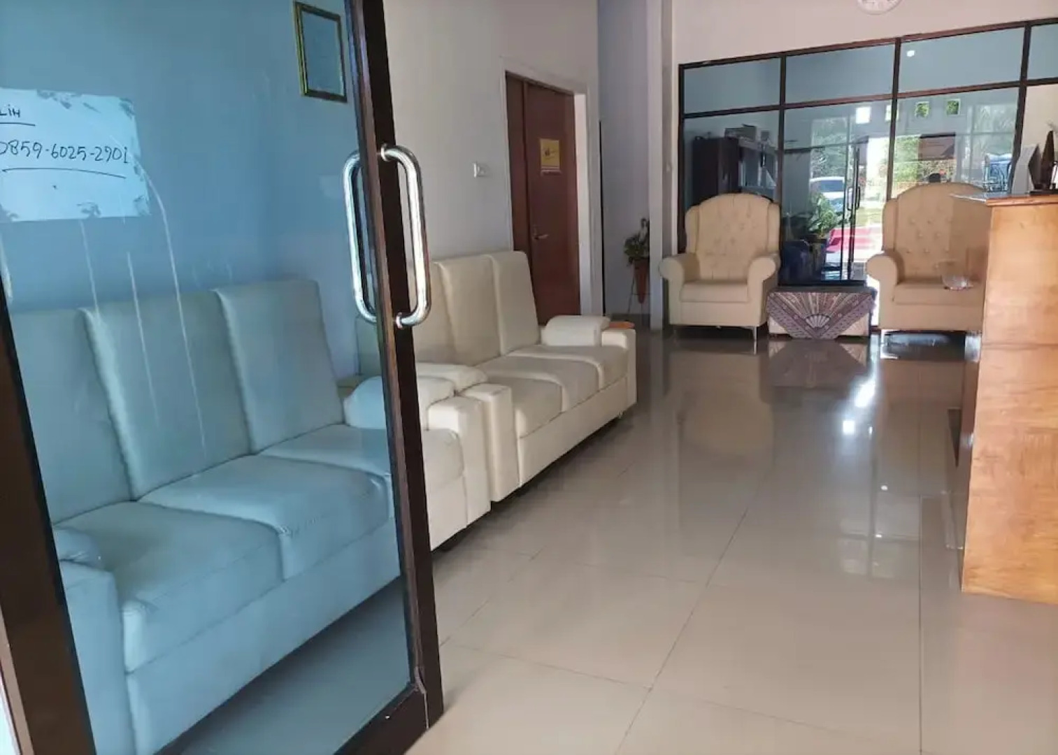 Robbani Edotel Liwa Syariah