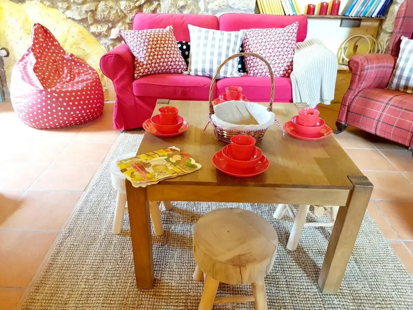 House With 2 Bedrooms in Corachar, With Wonderful Mountain View, Balcony and Wifi Near the Beach