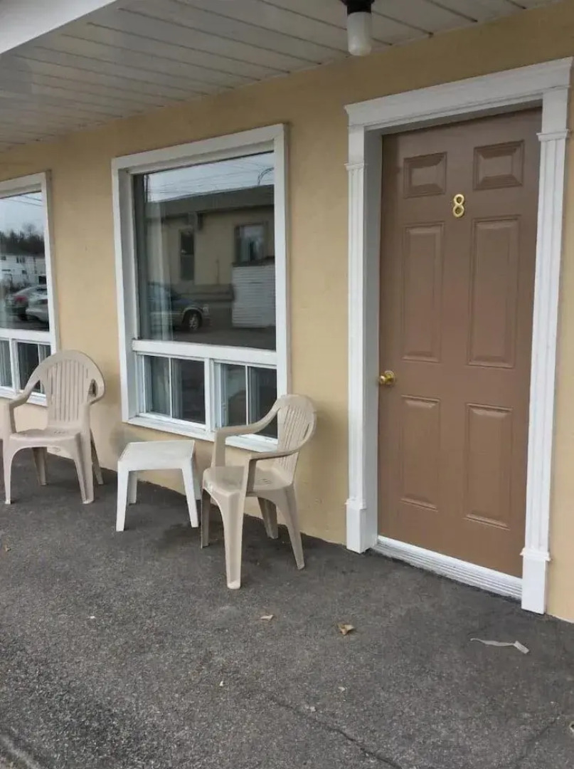 Auberge Du Lac Beauchamp