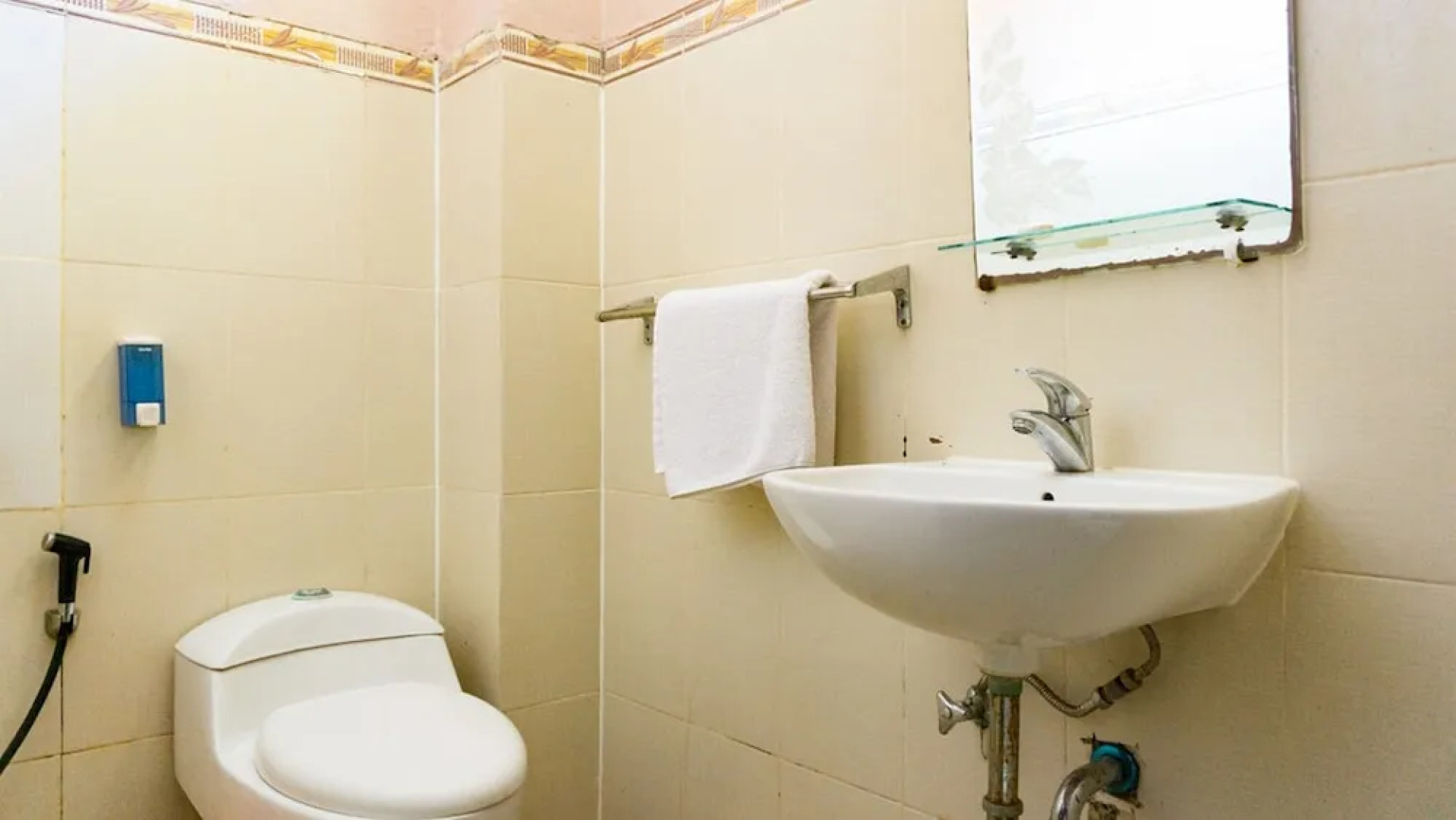 RedDoorz @ Jalan Cendrawasih Timika