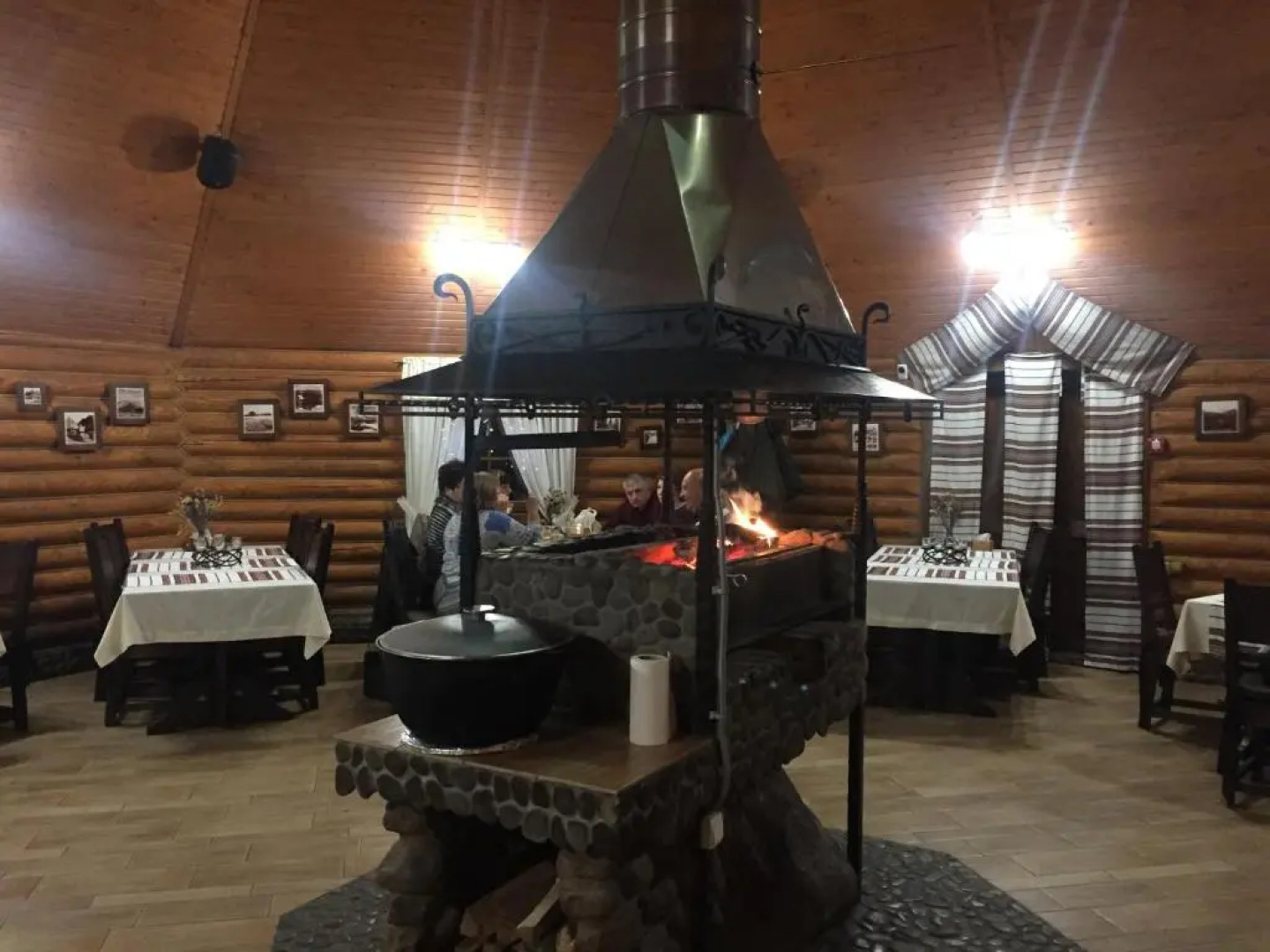 Toursit Complex Polyana Kvasova