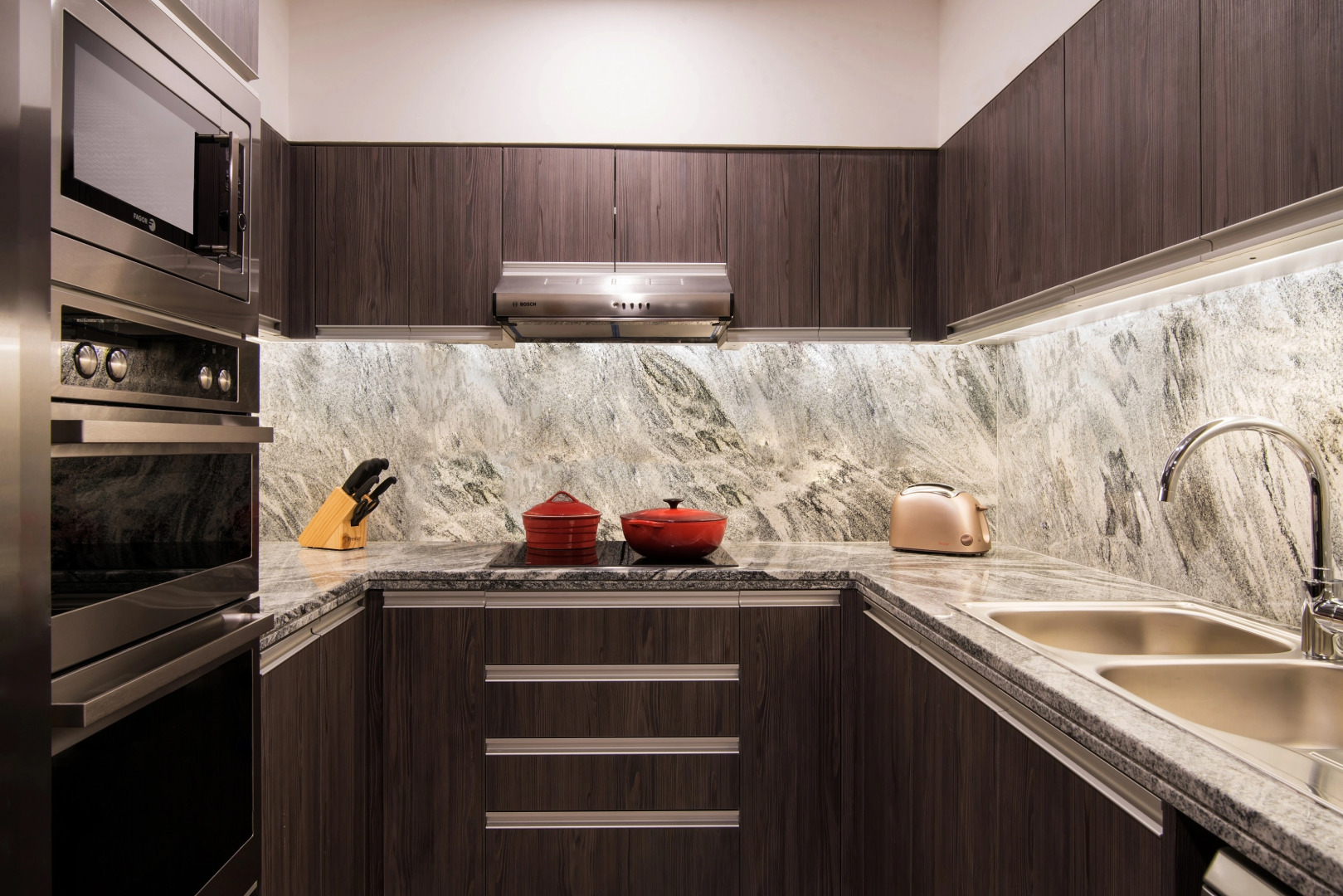 Hyatt Regency Galleria Residence Dubai