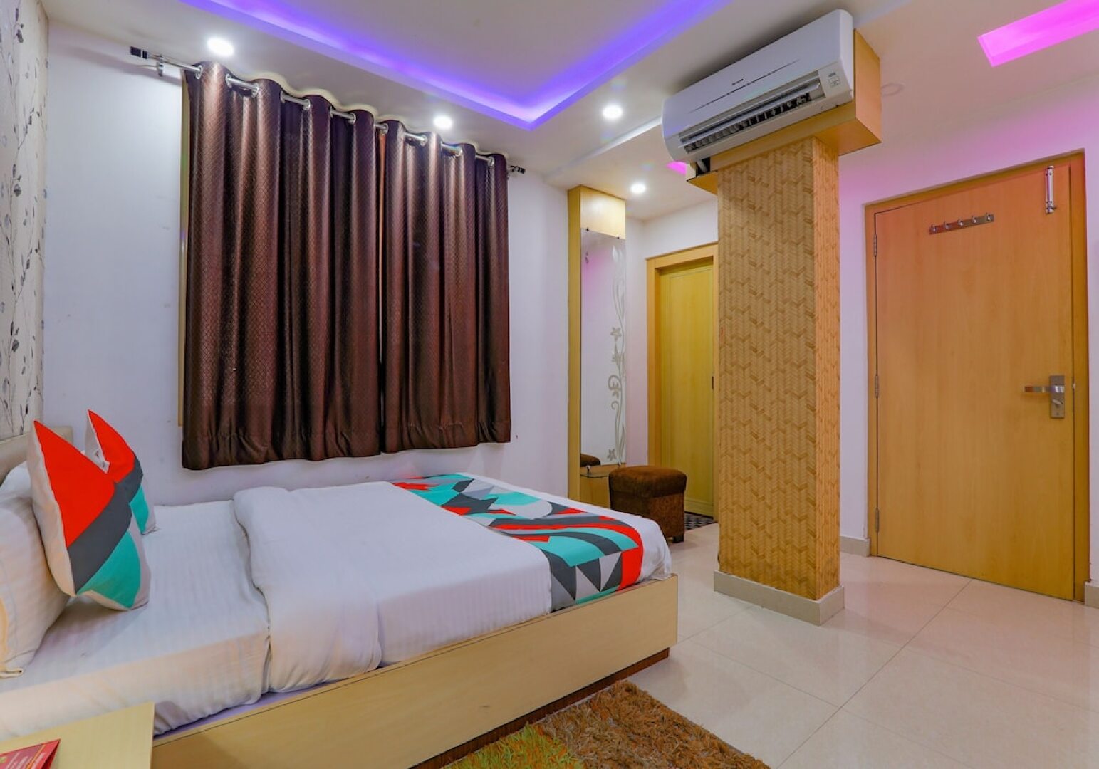 Hotel Moti Mahal by OYO Rooms