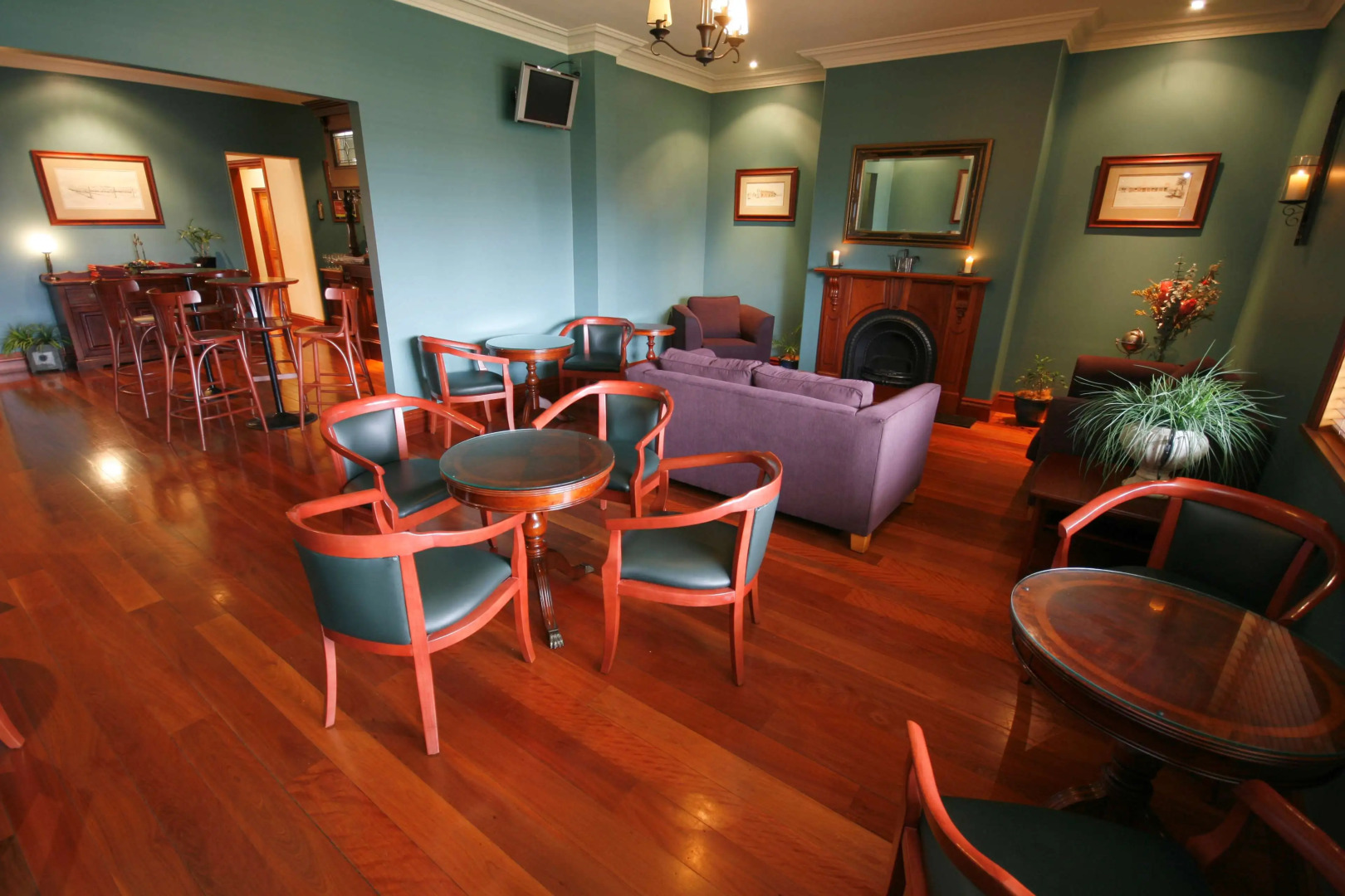 Best Western Plus All Settlers Motor Inn