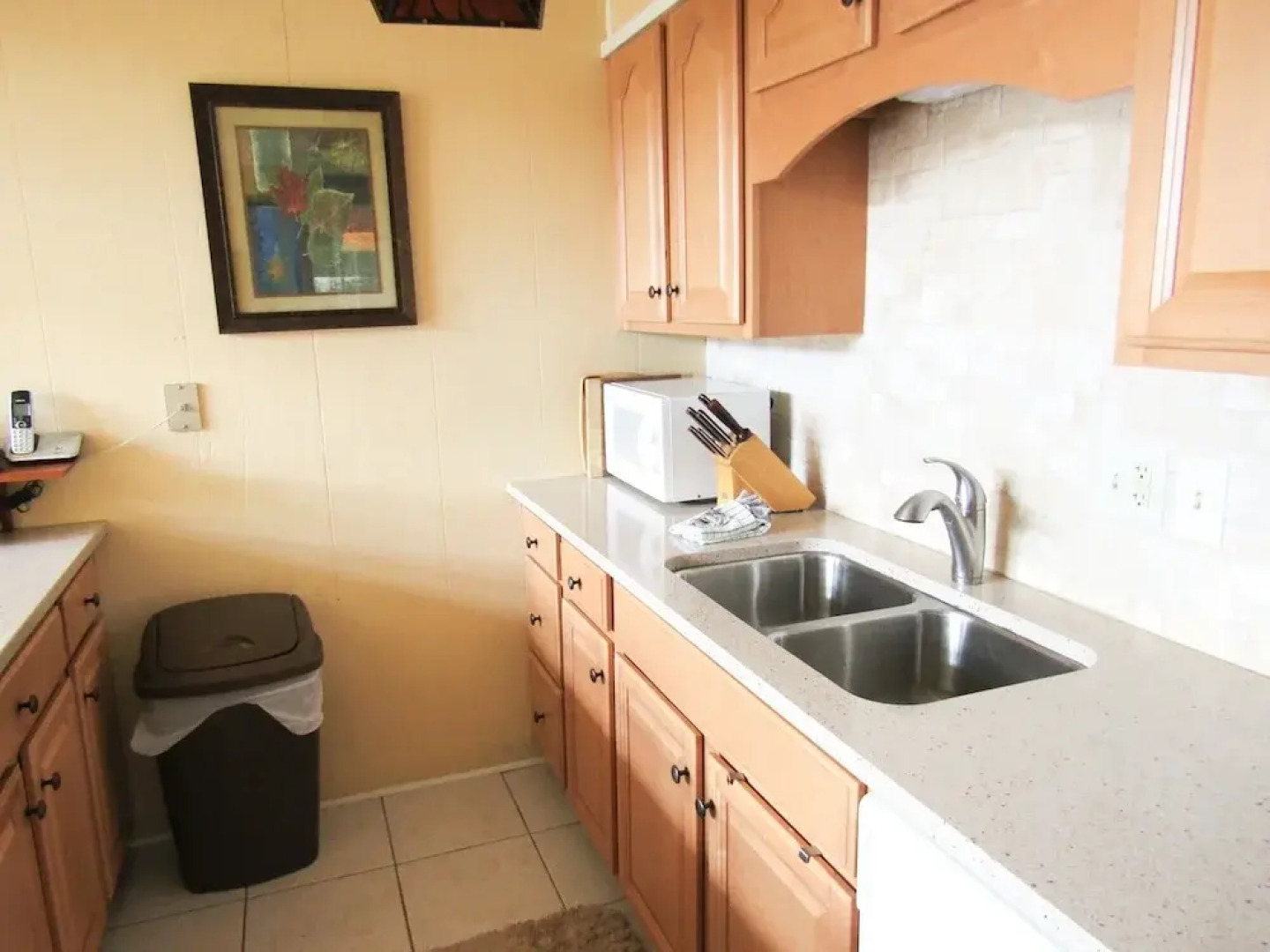 High Ceiling Skyleaf A9 Condo with Fireplace by RedAwning