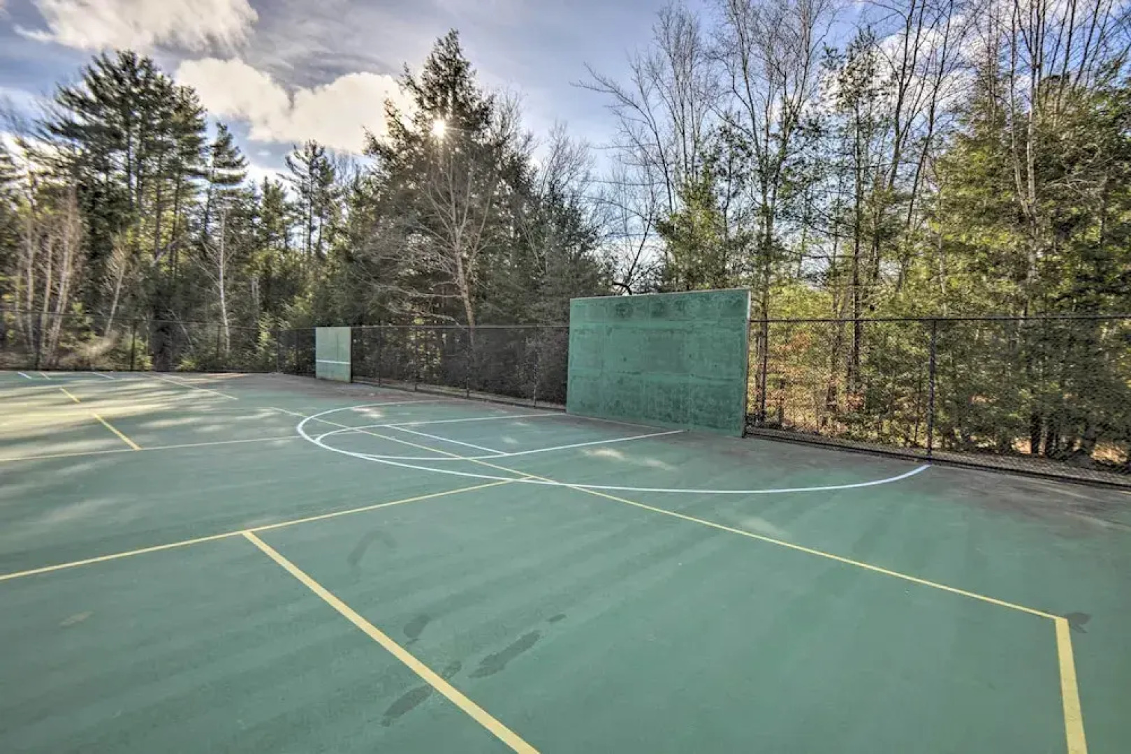 Lake Winnipesaukee Getaway w/ Private Beach Access