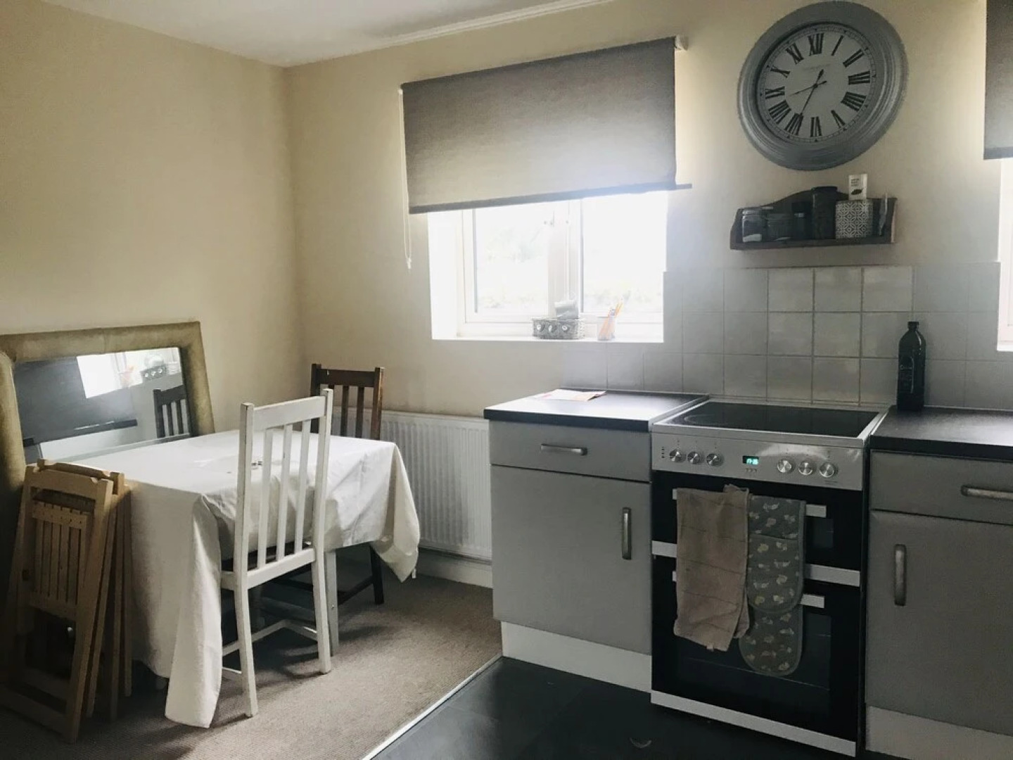 Cosy Romantic Boutique King bed Apartment Nuneaton