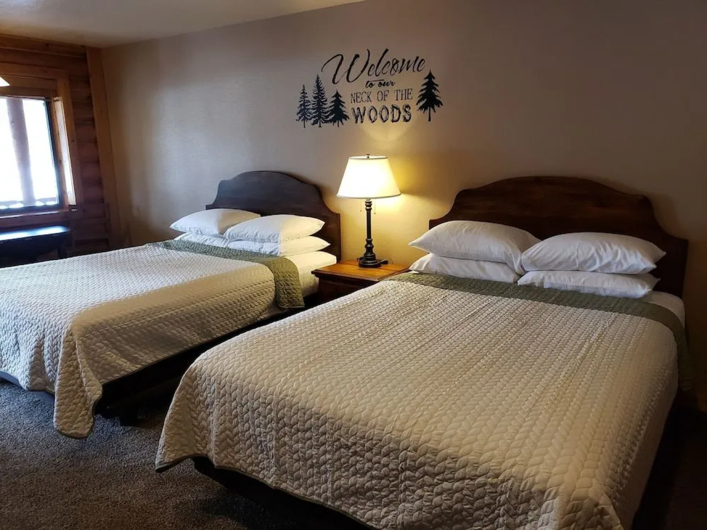 Duck Creek Village Inn