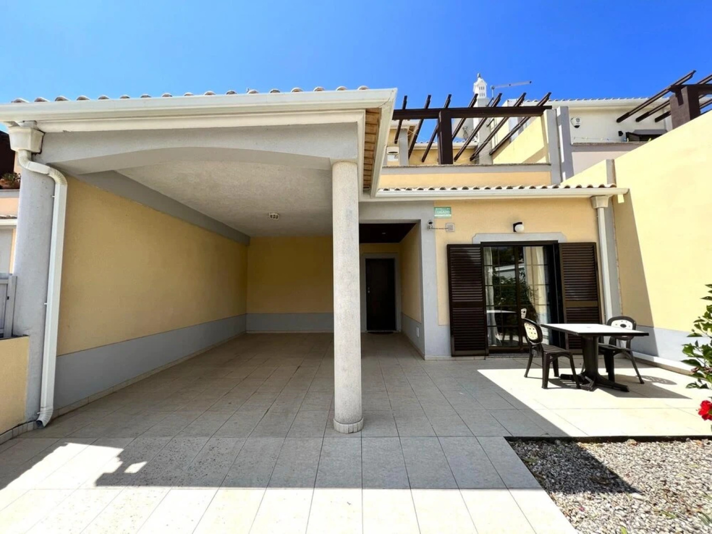 P RA Brightness Villa by Homing