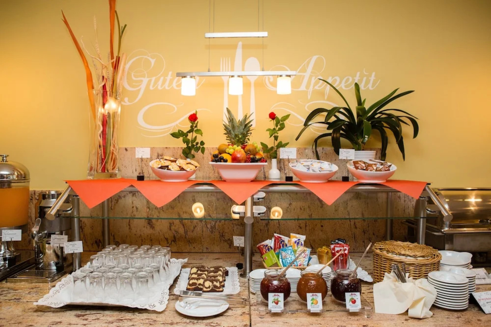 MIKADO Hotel & Suite