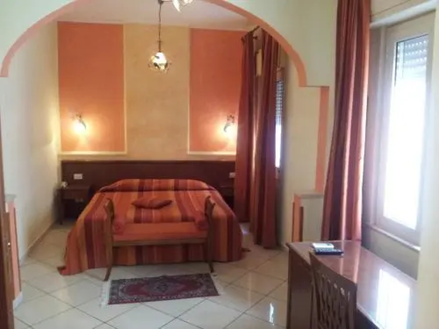 George Hotel