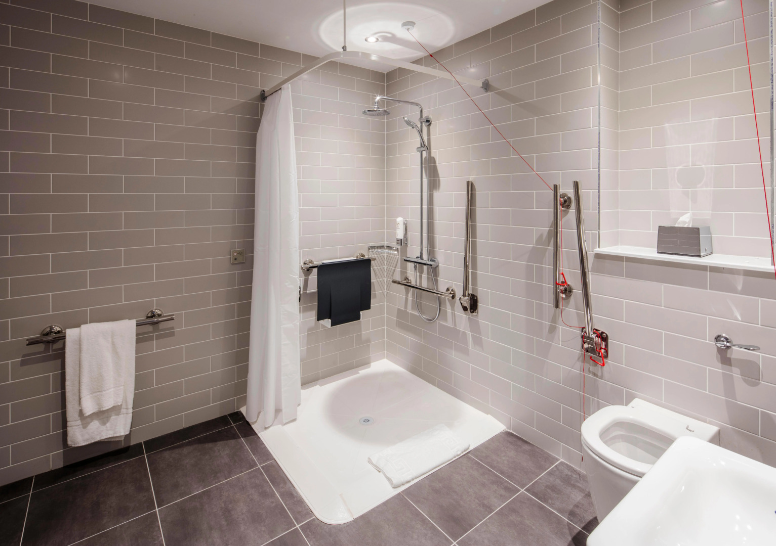 Holiday Inn Express Belfast City by IHG