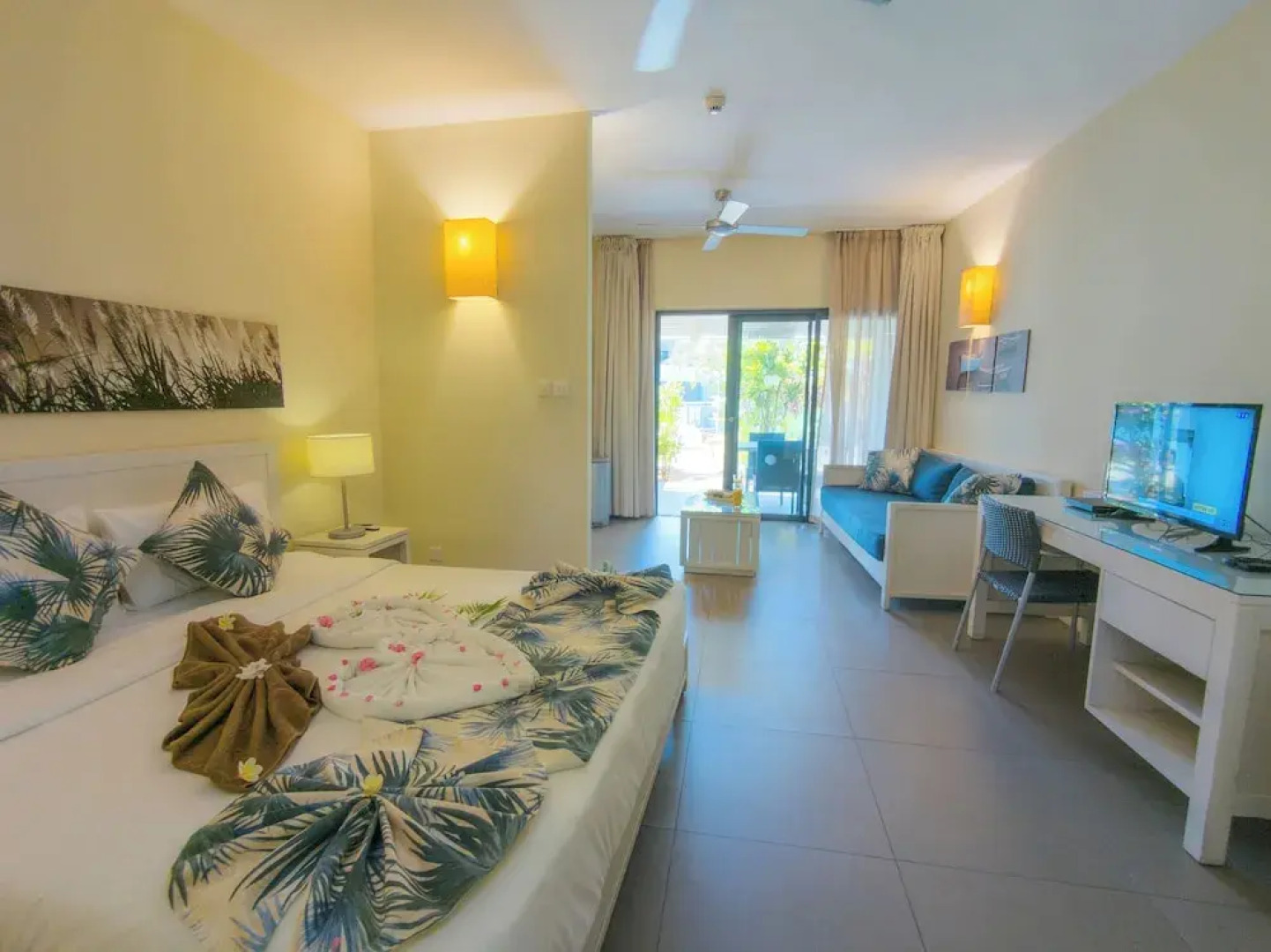 Be Cosy Apart Hotel with LOV