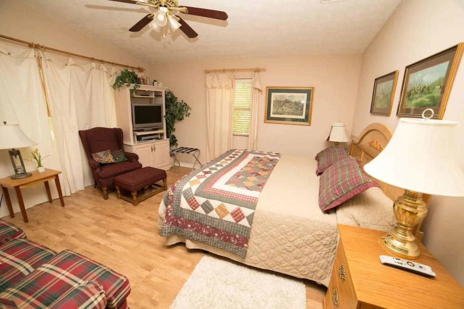 Happy Hollow by RedAwning