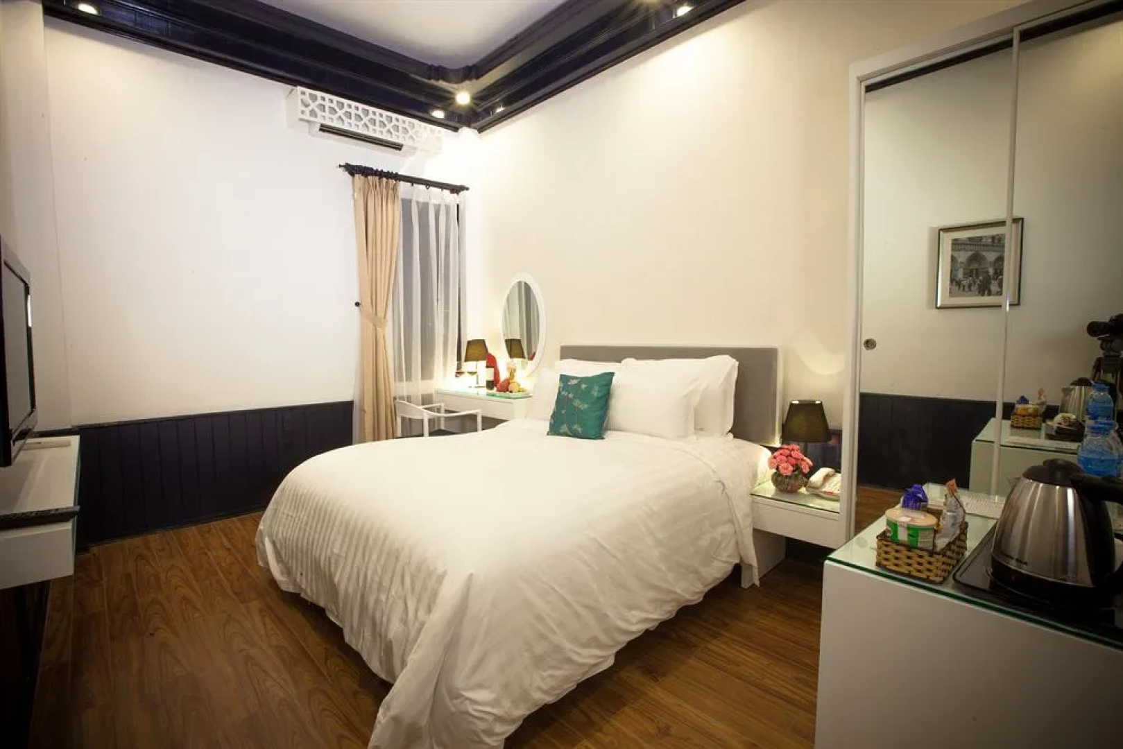 Hanoi Style Hotel