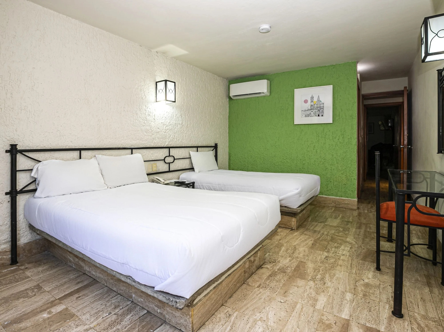 Hotel Arboledas Expo